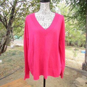 GAP Women's Vivid Red Crew Neck Sweater